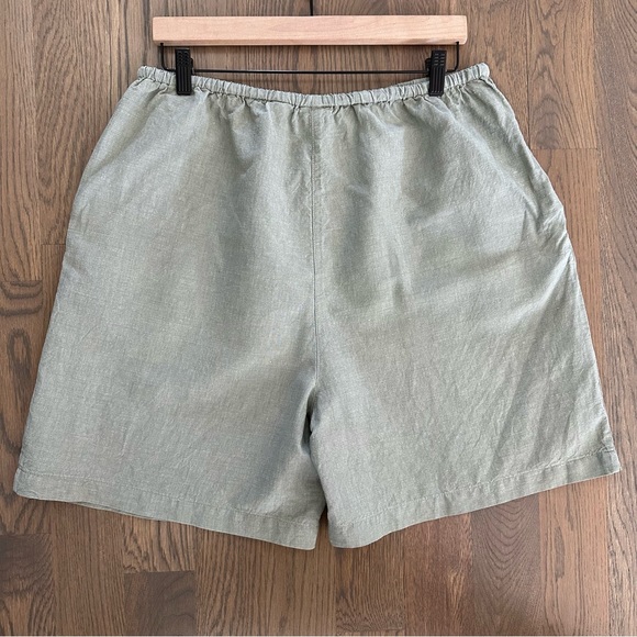 Vintage Linen Blend High-Waisted Drawstring Shorts in Dusty Olive Green Size XL - Picture 3 of 5